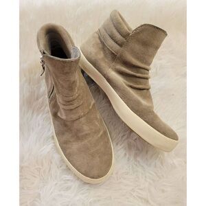 Keds Size 6.5 Women's Zip Up Midtown Suede Hitop Sneaker Bootie